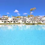 Amara Διαμέρισμα Εστεπόνα