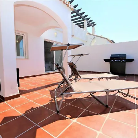 Amara Apartment
